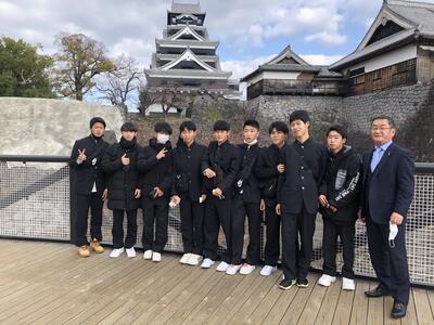 回廊から望むお城も素敵ですね