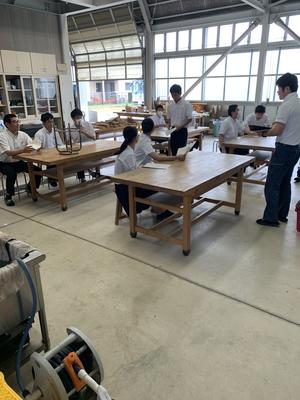 生徒会執行部待機中