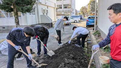 「雨庭」基礎工事