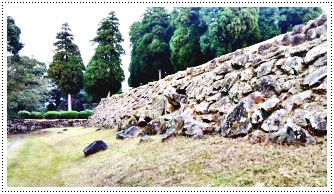 人吉高校水泳部：人吉城址の於津賀社跡（おつがしゃあと）