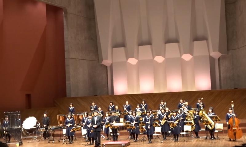 この秋から冬にかけて取り組んだ「交響的断章」を演奏しました