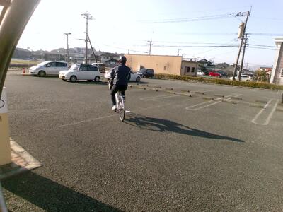 学校で練習だー‼