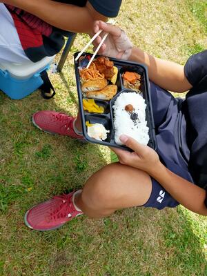 頑張った後の昼食