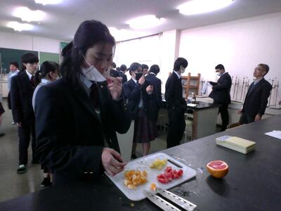 どれが酸っぱいかな？