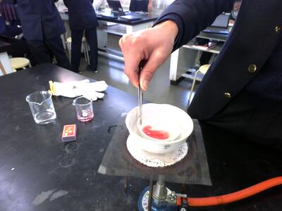 加熱して濃縮していく