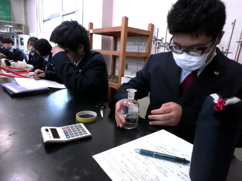 最後にラベルを貼って完成！