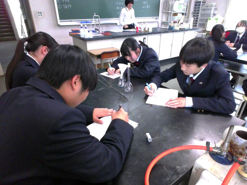 器具のスケッチ