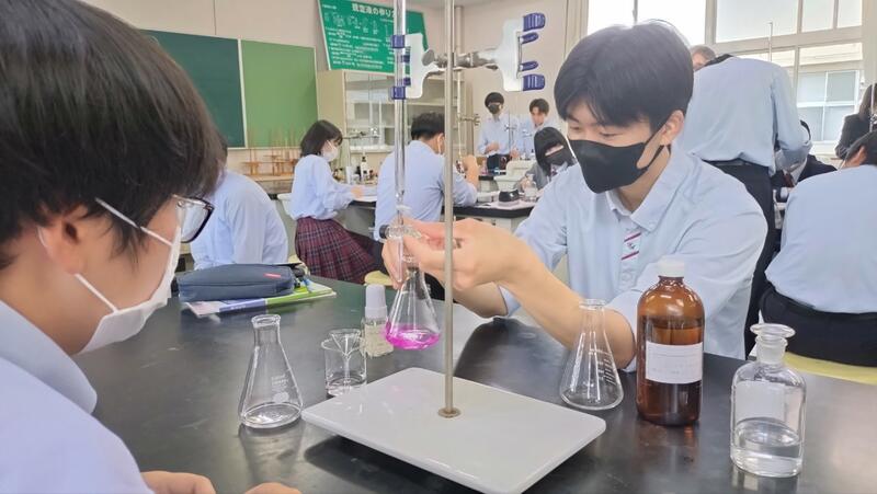 １滴１滴慎重に