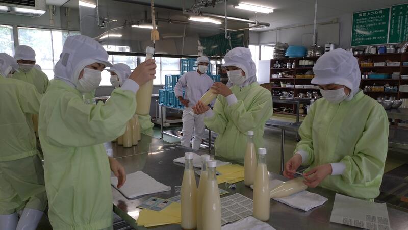 検品後にラベル張り