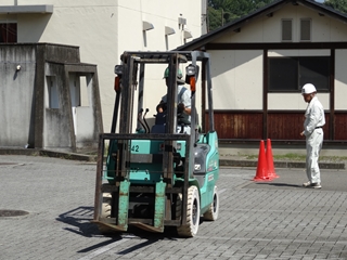 フォークリフト7