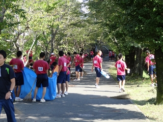 校内美化作業1 校内美化作業1