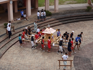 みこし担ぎ練習4