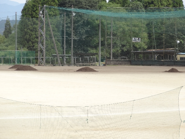 グラウンド整備1 グラウンド整備1