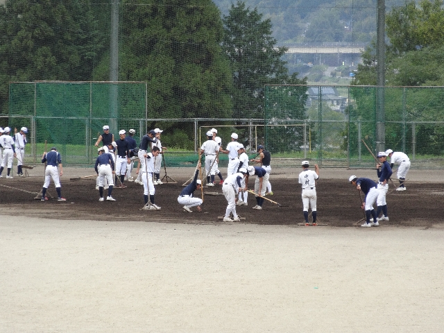 グラウンド整備2