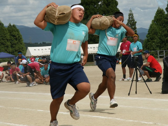 俵かつぎリレー2