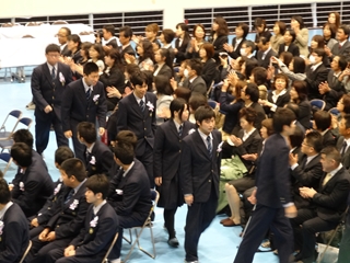 卒業生退場2
