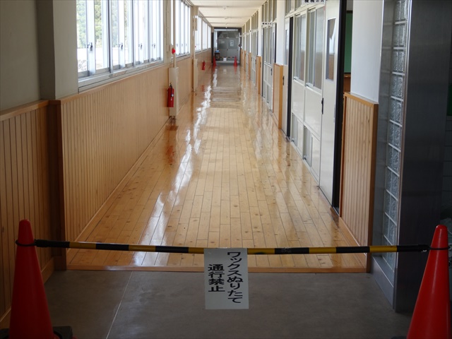 ２階廊下