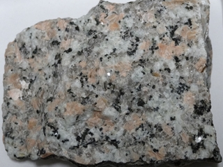 黒雲母花崗岩