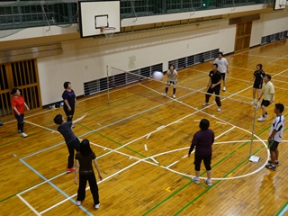 ビーチボールバレー練習2 ビーチボールバレー練習2