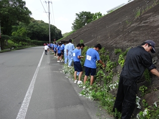 校内美化作業2 校内美化作業2