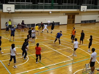 ビーチボールバレー練習2 ビーチボールバレー練習2