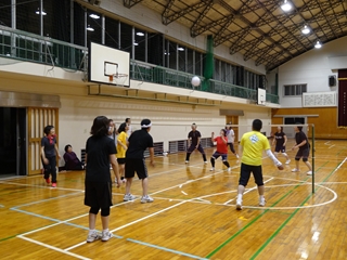 ビーチボールバレー練習4 ビーチボールバレー練習4