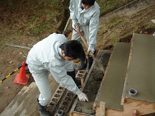 グラウンド階段11