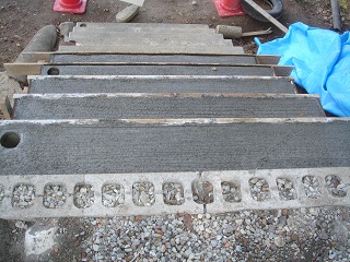 グラウンド階段13