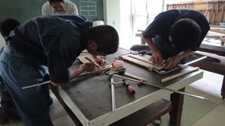 販売品製作中11