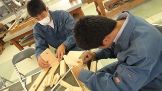 販売品製作中13