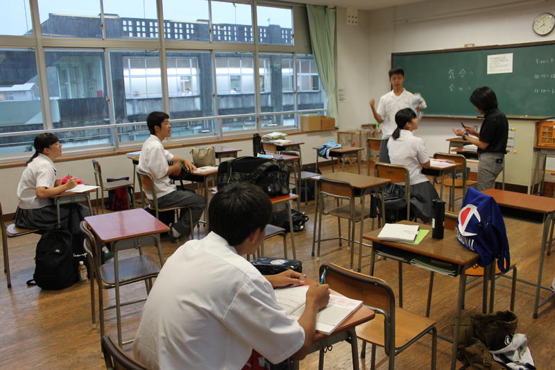 １年生　担任の先生と一緒に