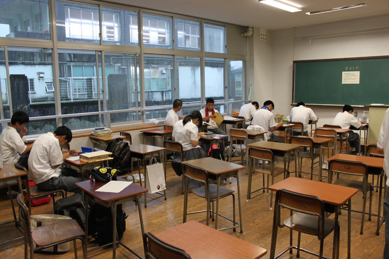 ２年生　集中してます