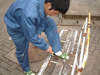 ベンチ補修2 ベンチ補修2