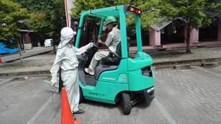 フォークリフト5