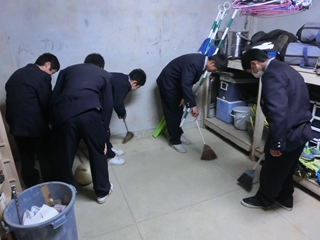部室掃除1