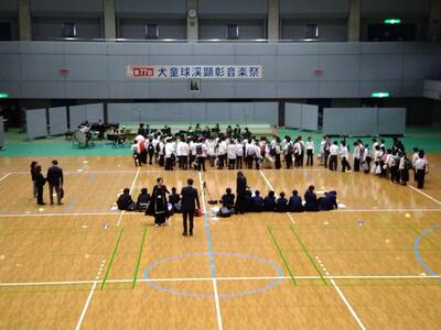 犬童球渓顕彰音楽祭午後の部の前