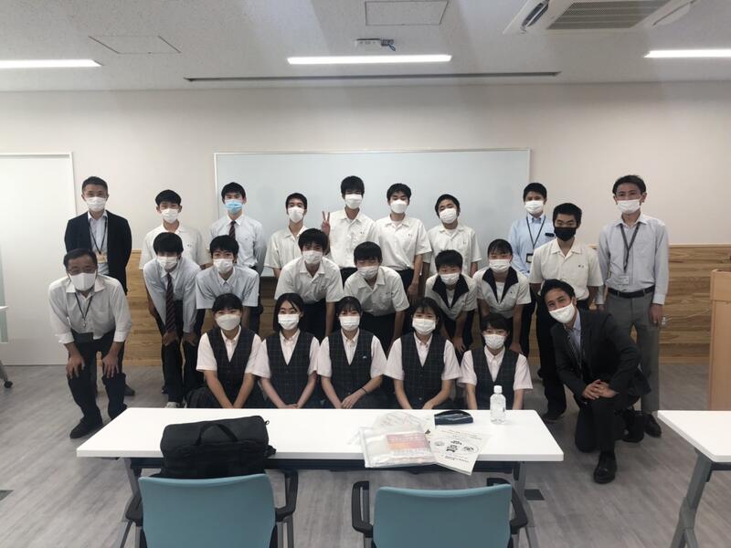 みんなで記念撮影をしました