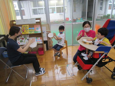 タンバリンをタンタンタン