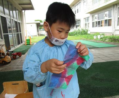 染めたらそーっと開くよ。