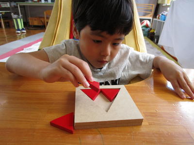 型はめのお勉強をしているよ。