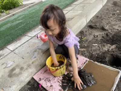 とろとろのおやまをつくったよ。