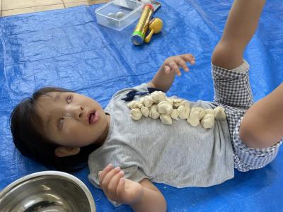 胸とお腹に重みを感じるなあ