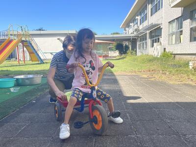 落ち葉ランドに自転車でいったよ。