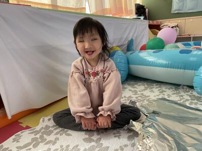 あぐらで座ることが上手になったよ！