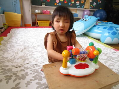 正座で、クルクル回してして遊んだよ。