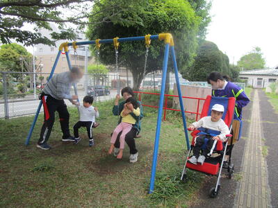 いっぱい遊んでね＞