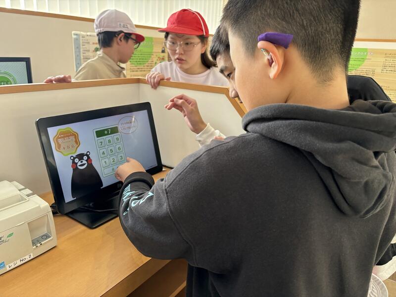 買い物ゲームの様子