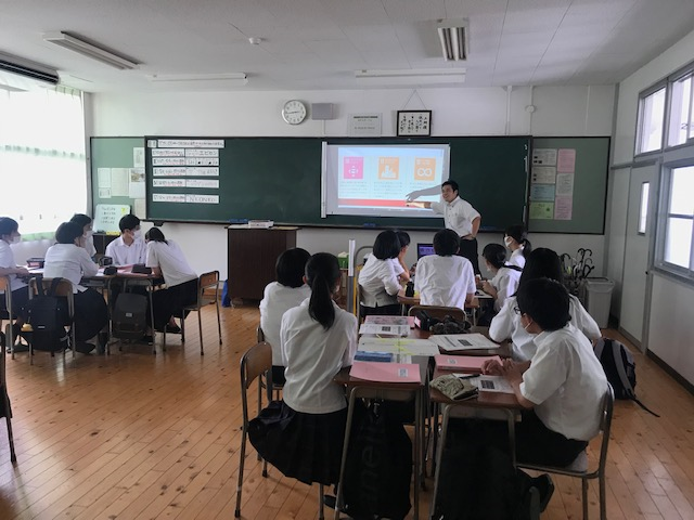 ２年４組総合的な探求の時間