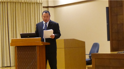 松村研究主任の報告とほとばしる汗