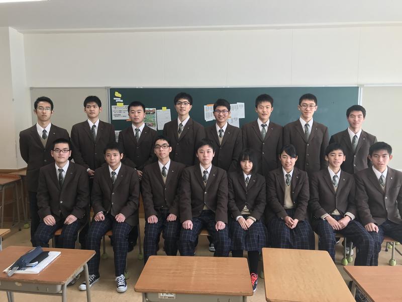 合格した生徒たち